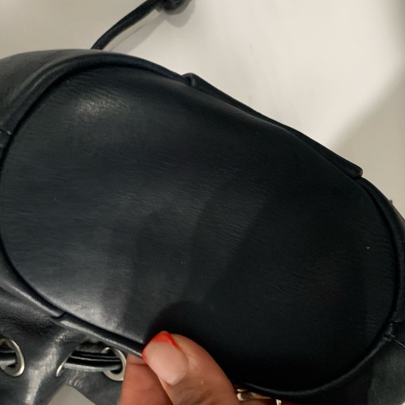 Topshop navy blue Drawstring bucket Crossbody Bag - Picture 6 of 9